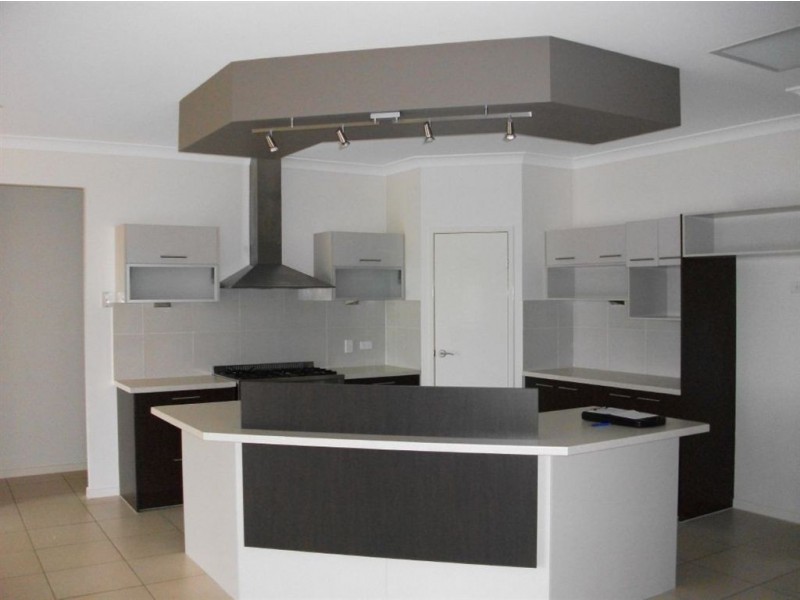 3 Grebe Circuit, North Lakes QLD 4509