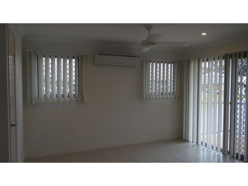 2/9 Lorikeet Ave, Dakabin QLD 4503