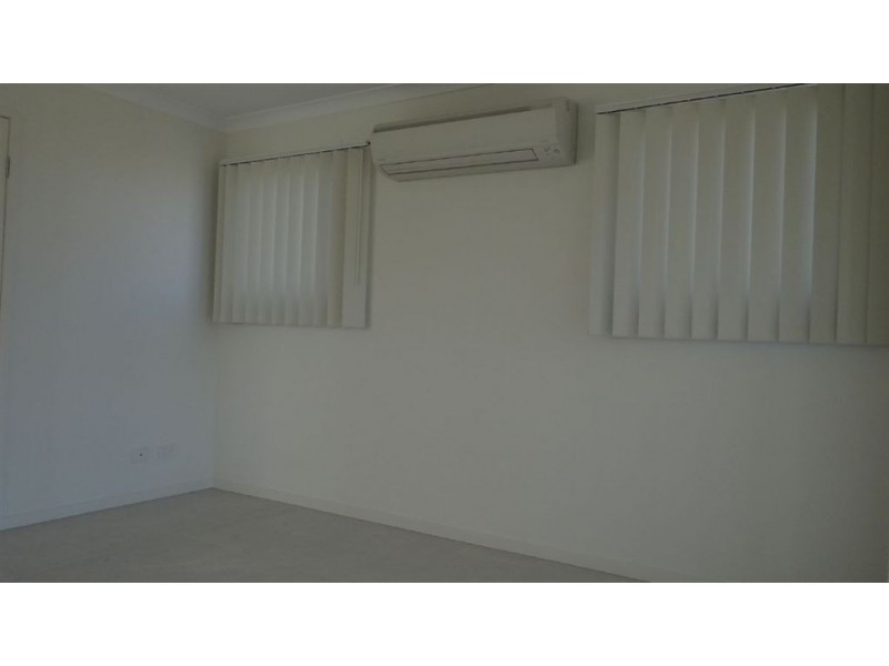 2/9 Lorikeet Ave, Dakabin QLD 4503