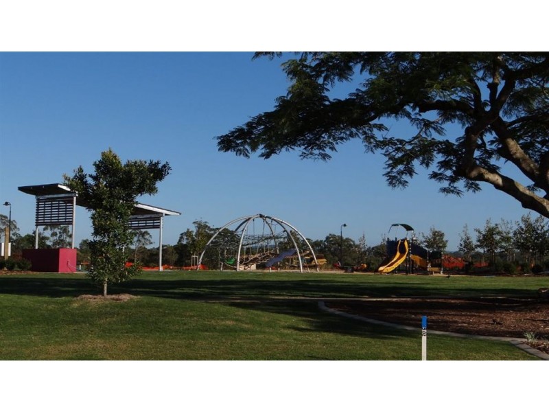 2/9 Lorikeet Ave, Dakabin QLD 4503