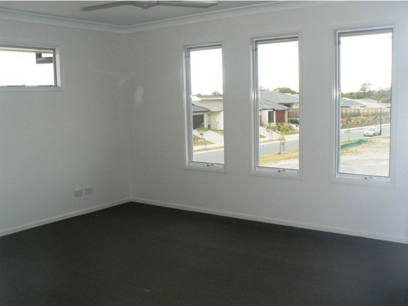 33 Merion Cres, North Lakes QLD 4509