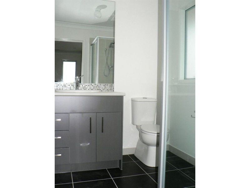 33 Merion Cres, North Lakes QLD 4509