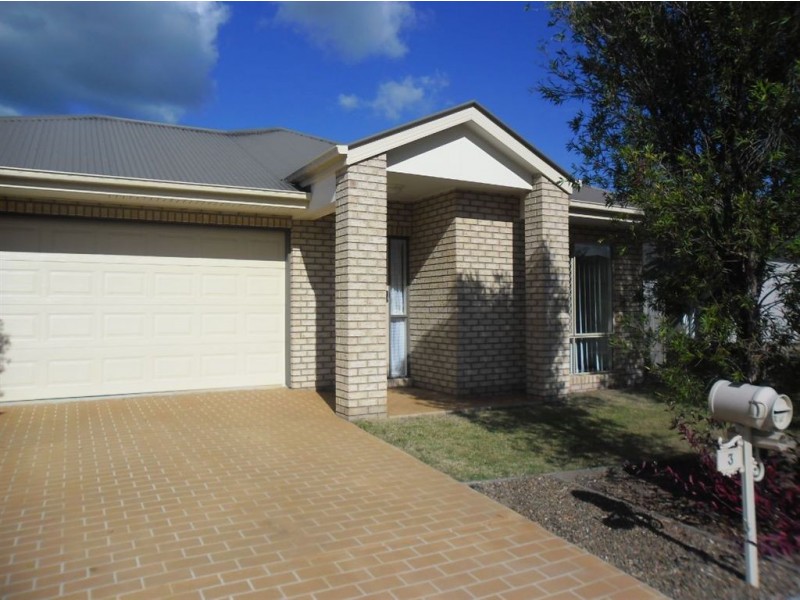 3 Dusky Street, North Lakes QLD 4509