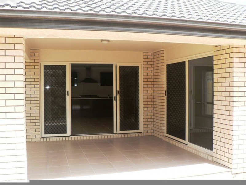 9 Severn Crescent, North Lakes QLD 4509