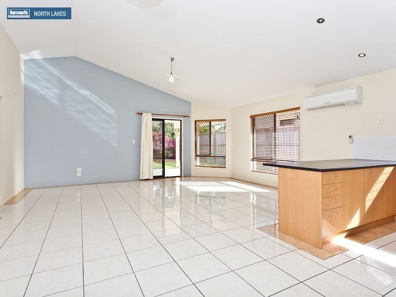 12 Sandpiper Avenue, North Lakes QLD 4509