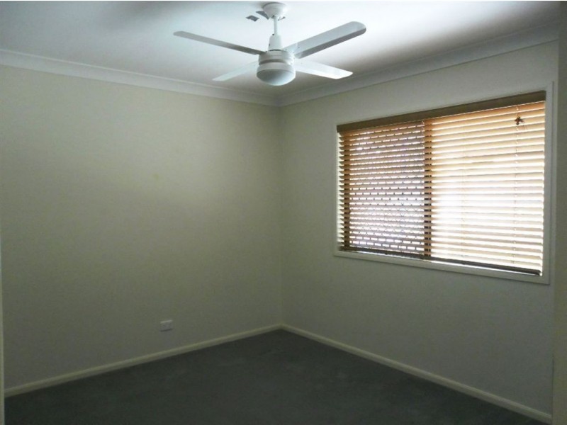 12 Sandpiper Avenue, North Lakes QLD 4509