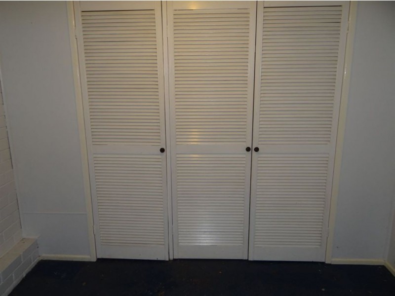 4 Leis Rd East, Kallangur QLD 4503