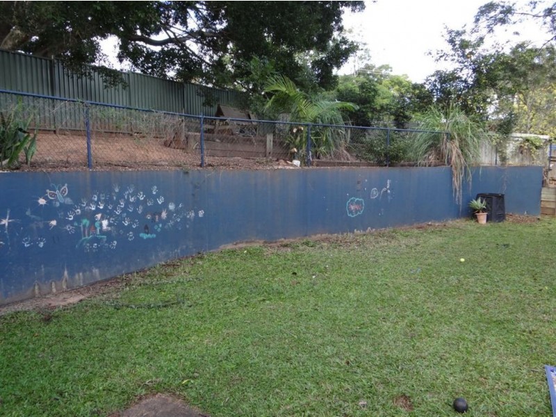 4 Leis Rd East, Kallangur QLD 4503