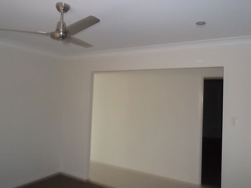 44 Diane Street, Kallangur QLD 4503