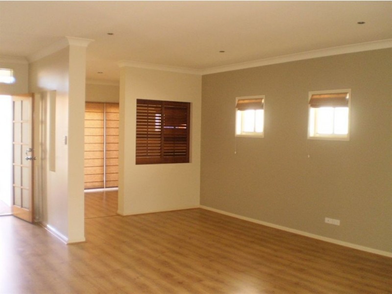 21 Douglas Circuit, North Lakes QLD 4509