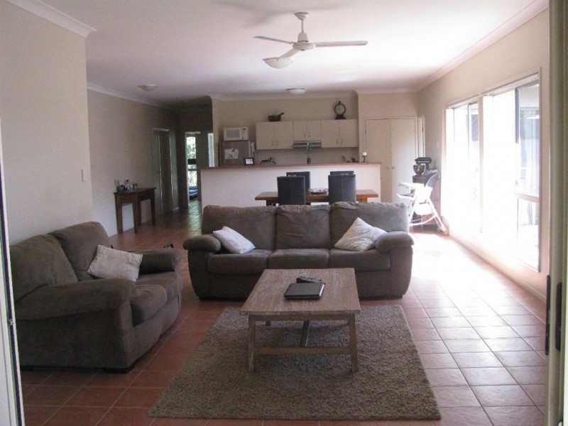 34 Marsh Parade, North Lakes QLD 4509