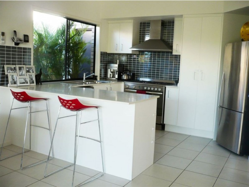 8 Tamar Cct, North Lakes QLD 4509