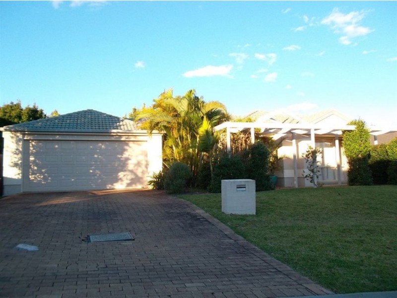 6 Gannet Cir, North Lakes QLD 4509