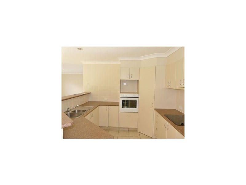 33 Heathcote Ave, North Lakes QLD 4509