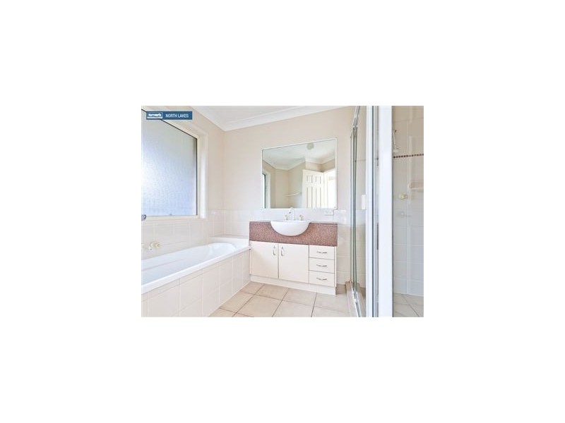 33 Heathcote Ave, North Lakes QLD 4509