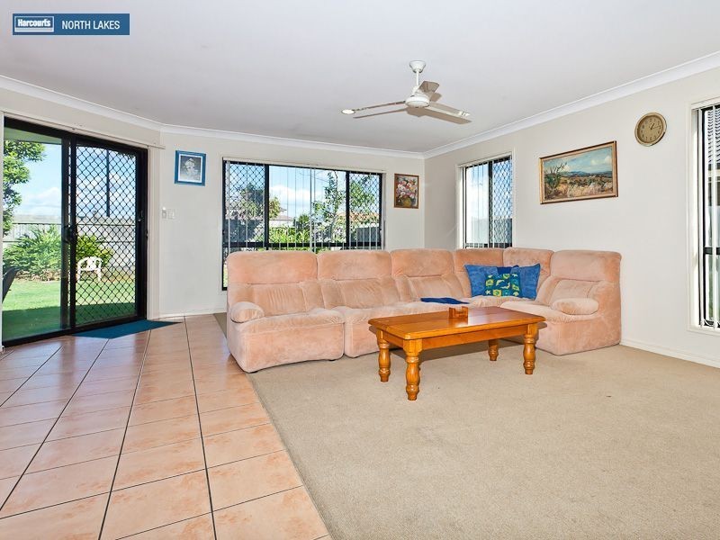 16 Whitfield Crescent, North Lakes QLD 4509