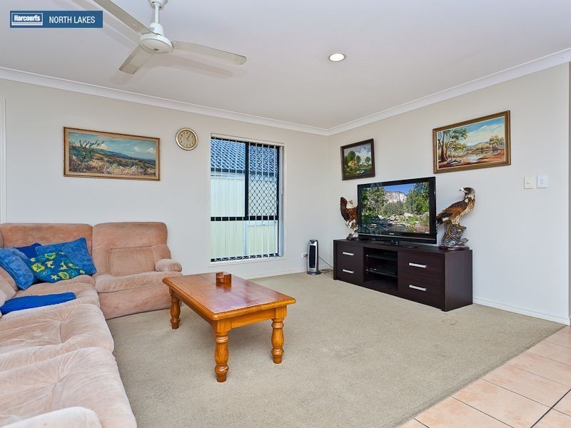 16 Whitfield Crescent, North Lakes QLD 4509