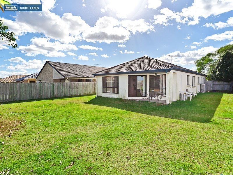16 Whitfield Crescent, North Lakes QLD 4509