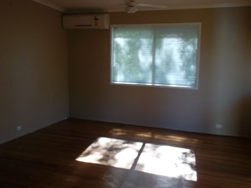 15 Blazey Street, Kallangur QLD 4503