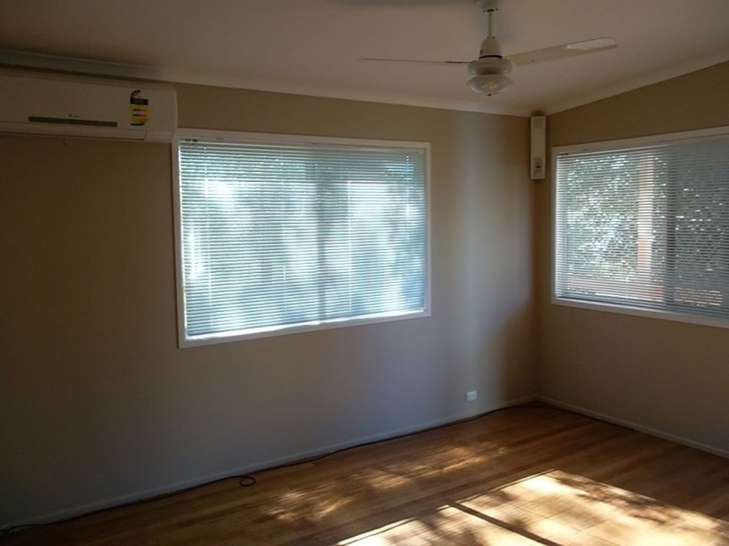 15 Blazey Street, Kallangur QLD 4503