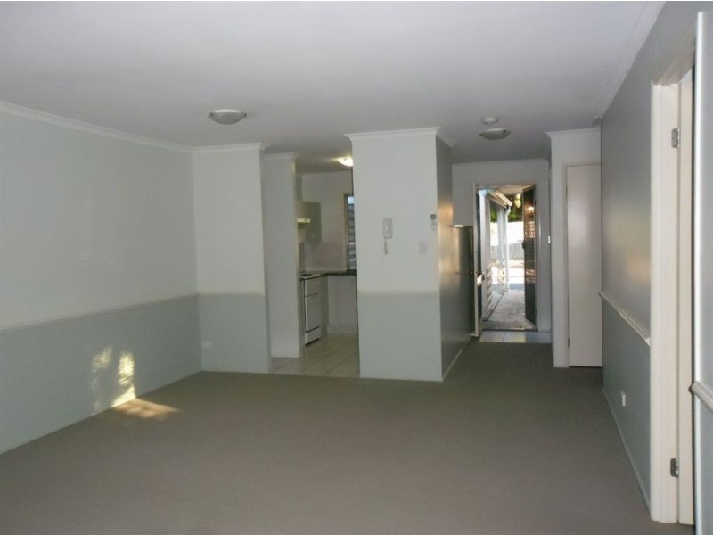 1/23 Burpengary Road, Burpengary QLD 4505