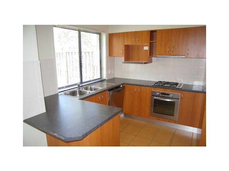27/15 College Street, North Lakes QLD 4509