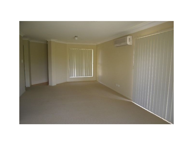 27/15 College Street, North Lakes QLD 4509