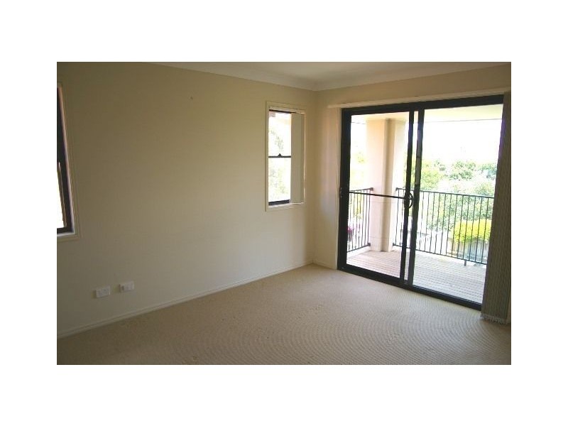 27/15 College Street, North Lakes QLD 4509