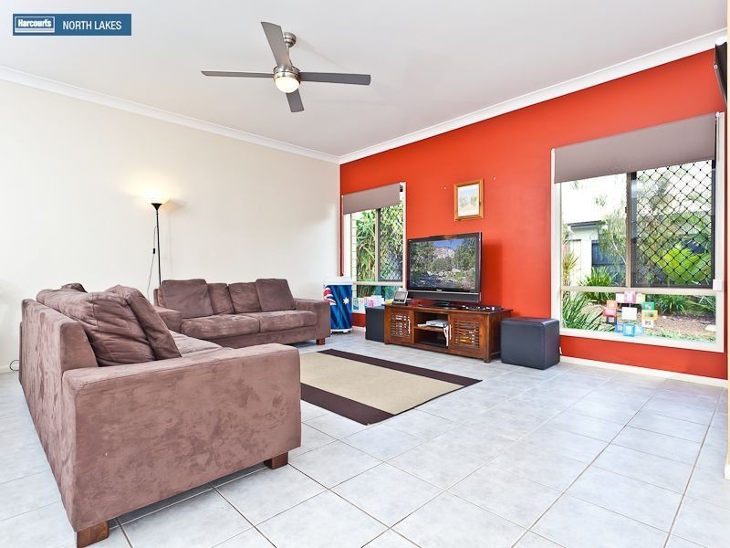 40 Kurrajong Circuit, North Lakes QLD 4509