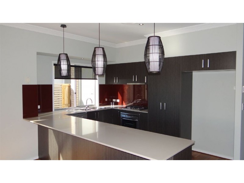 29 Como Circuit, Warner QLD 4500