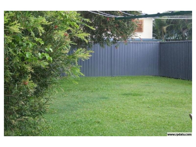 95 Longland Street, Redcliffe QLD 4020