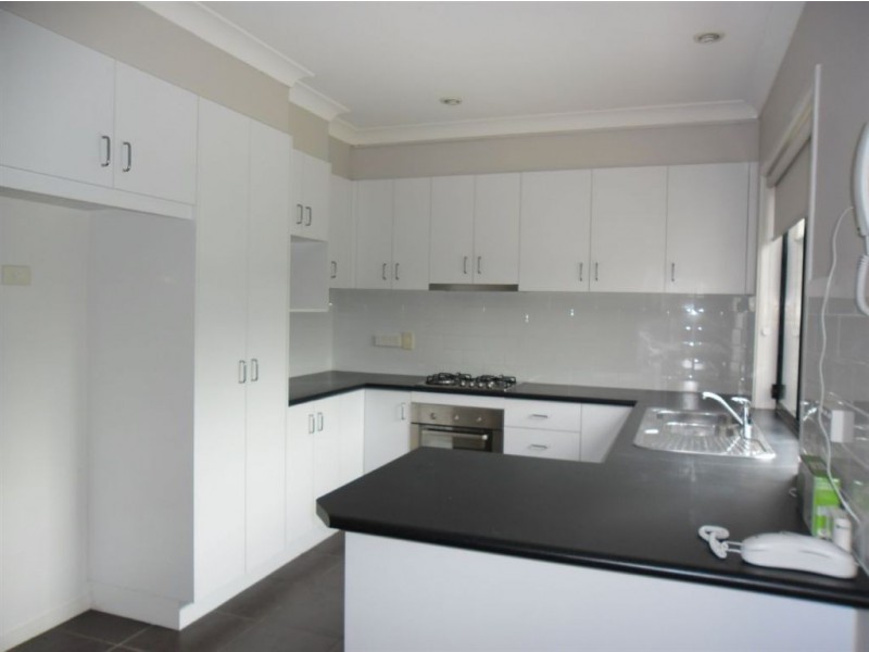 2/67 Glass House Circuit, Kallangur QLD 4503