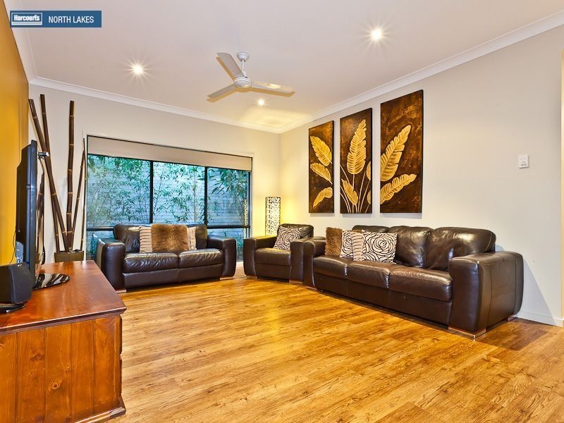 9 Warabi Crescent, North Lakes QLD 4509