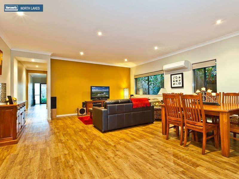 9 Warabi Crescent, North Lakes QLD 4509