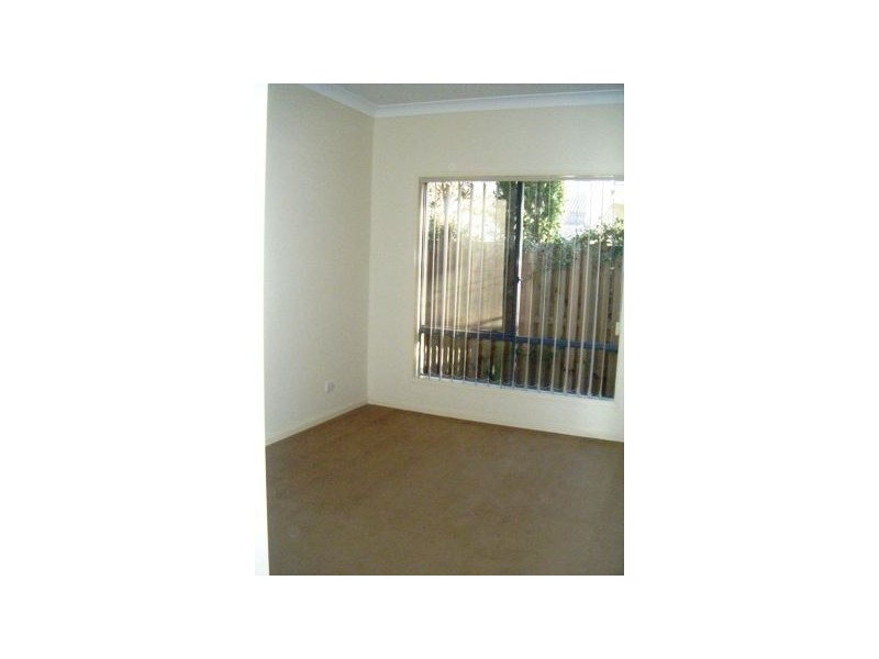 27 Marsh Parade, North Lakes QLD 4509