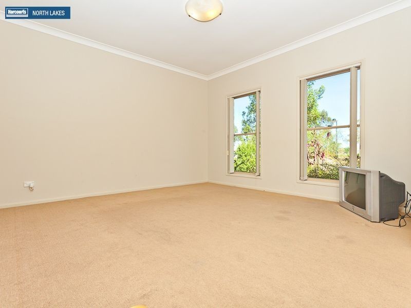 38 Pinnock Crescent, North Lakes QLD 4509