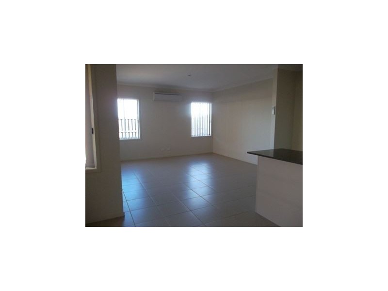 62 Denham Crescent, North Lakes QLD 4509