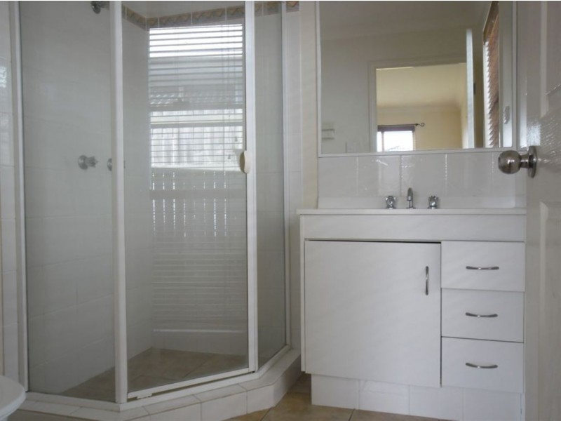 9 Kalbarri Court, North Lakes QLD 4509