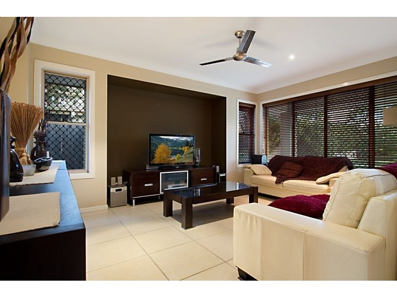 49 Turnstone Circuit, North Lakes QLD 4509