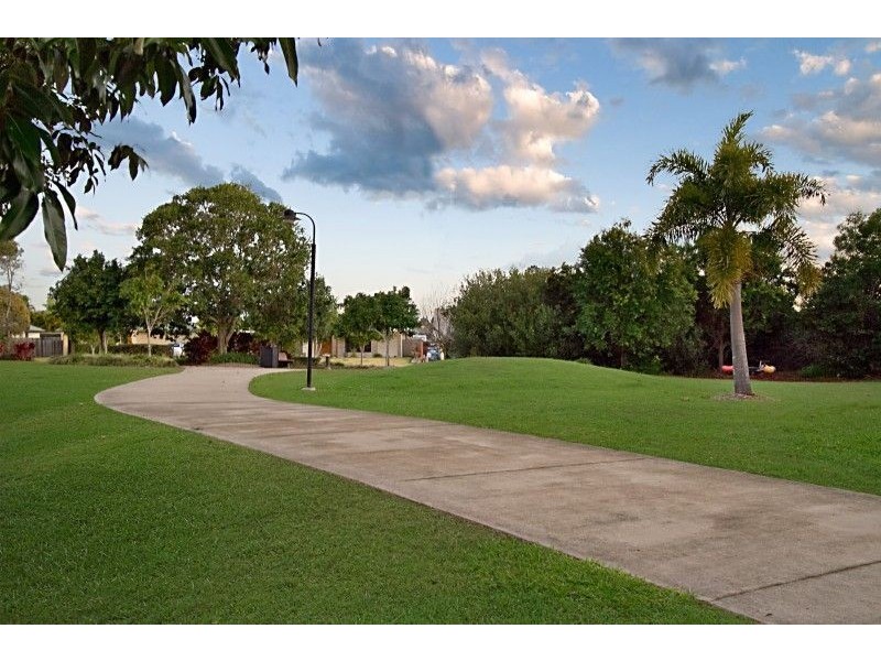 49 Turnstone Circuit, North Lakes QLD 4509