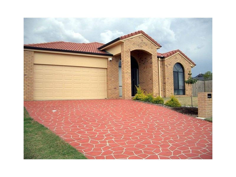 2 Standish Street, North Lakes QLD 4509
