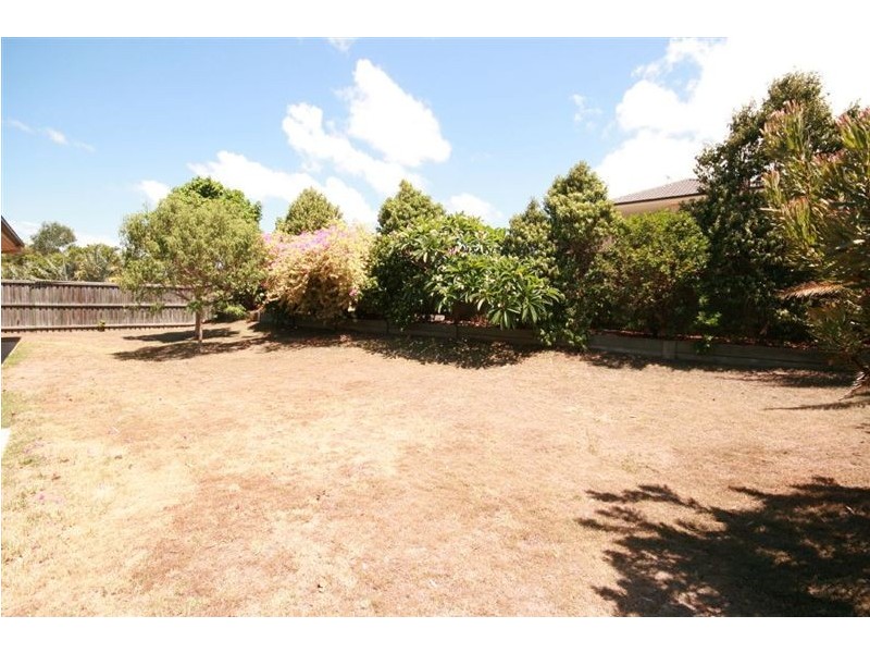 2 Standish Street, North Lakes QLD 4509