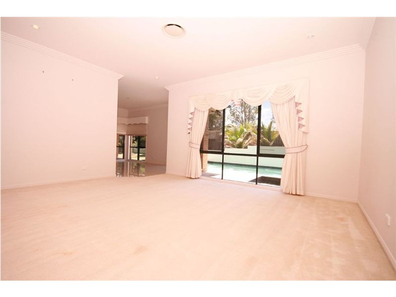 2 Standish Street, North Lakes QLD 4509