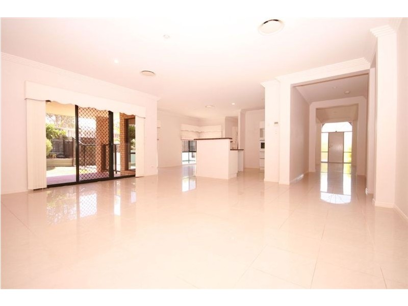 2 Standish Street, North Lakes QLD 4509