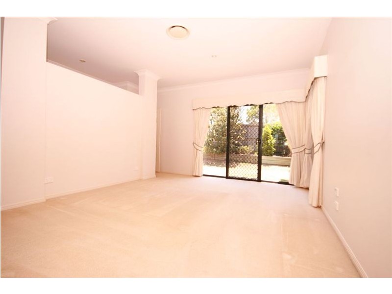 2 Standish Street, North Lakes QLD 4509