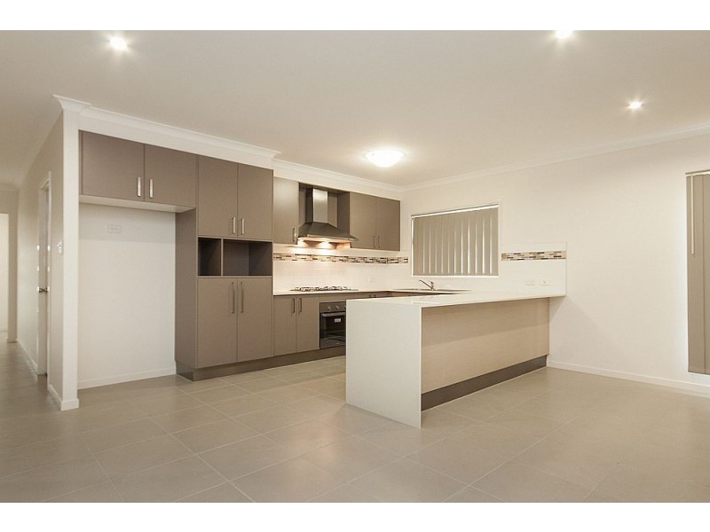 8 Corymbia Close, Narangba QLD 4504