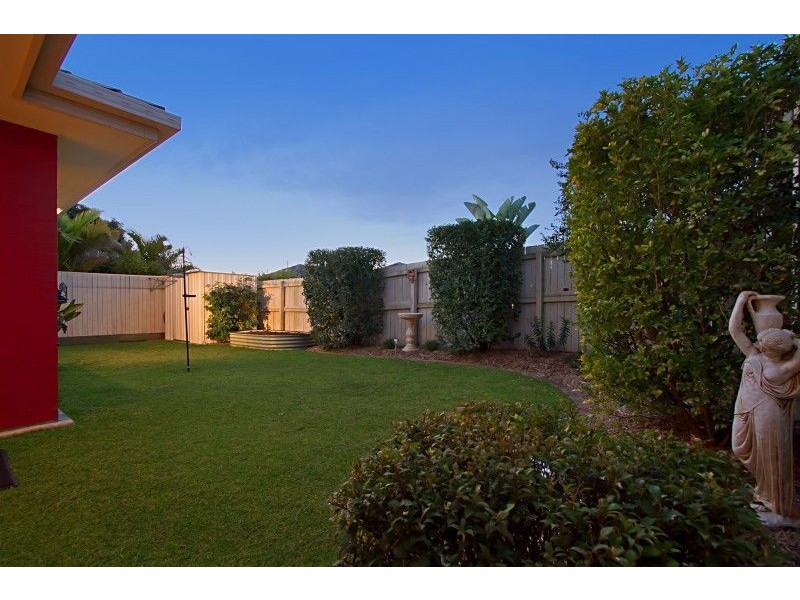 6 Crane Street, North Lakes QLD 4509
