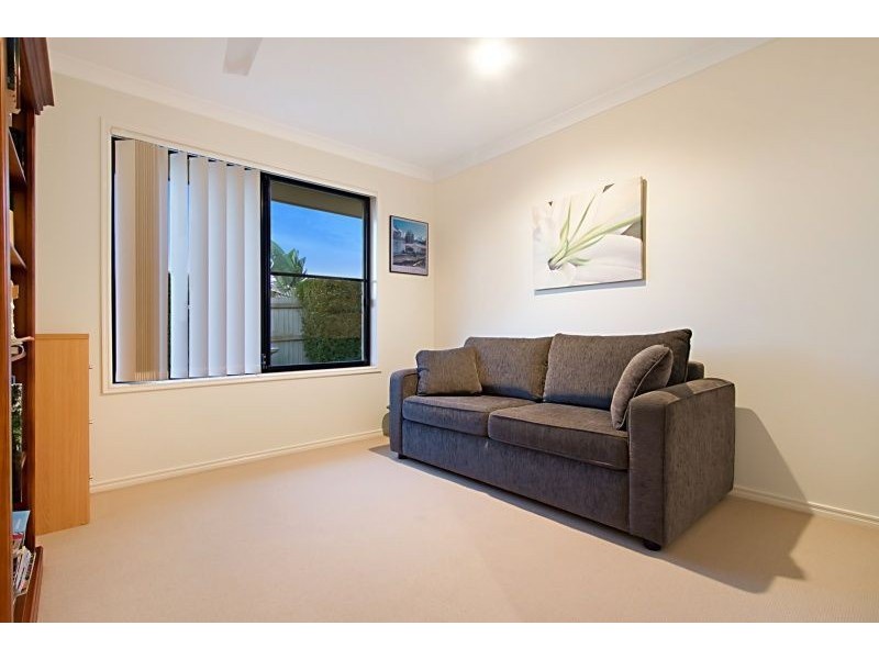 6 Crane Street, North Lakes QLD 4509
