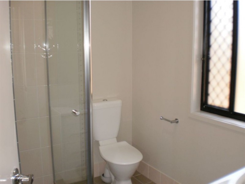 16 Player Street, North Lakes QLD 4509