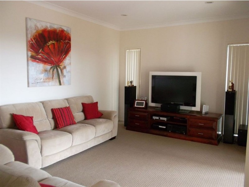 30 Augusta Parade, North Lakes QLD 4509